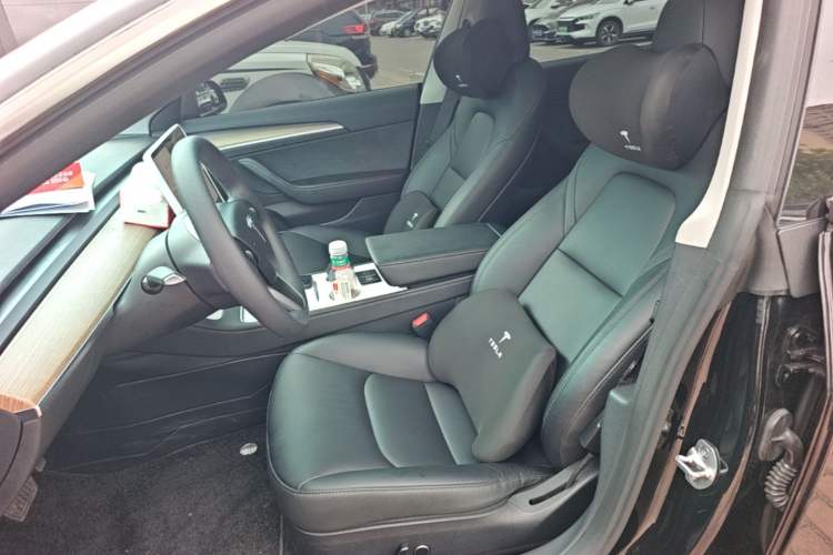 Used Tesla Model 3 2022 Rear-Wheel-Drive Version Left Front Seat