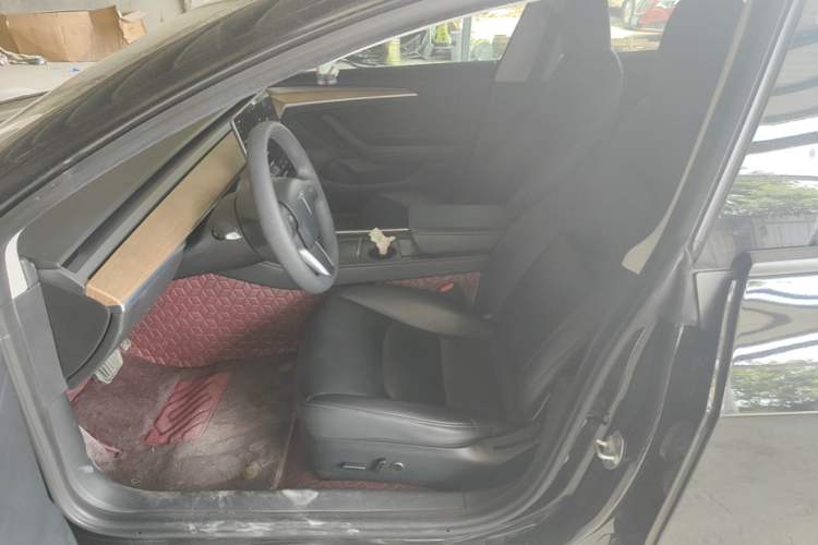 Used Tesla Model 3 2022 Rear-Wheel-Drive Version Left Front Seat