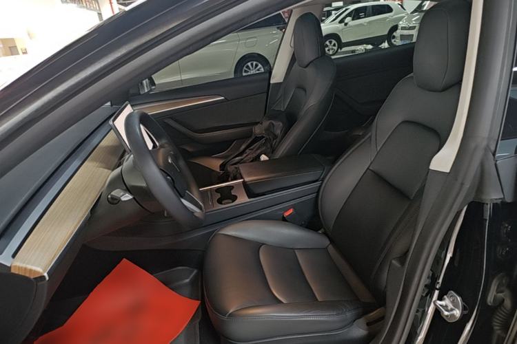 Used Tesla Model 3 2022 Rear-Wheel-Drive Version Left Front Seat