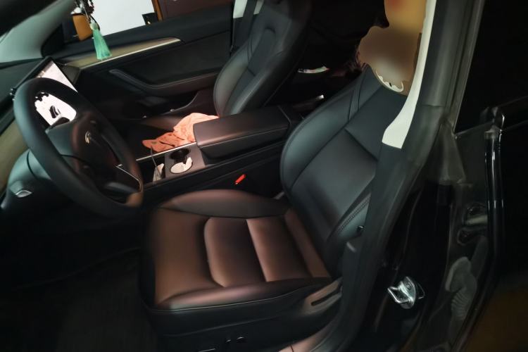 Used Tesla Model 3 2022 Rear-Wheel-Drive Version Left Front Seat