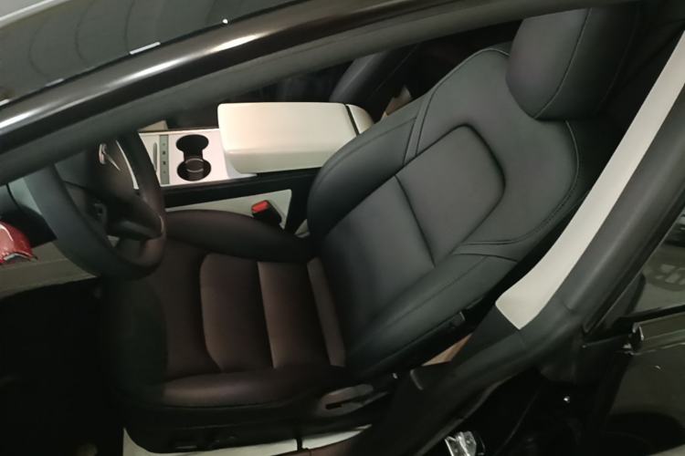 Used Tesla Model 3 2022 Rear-Wheel-Drive Version Left Front Seat