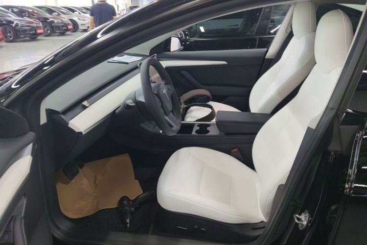 Used Tesla Model 3 2022 Rear-Wheel-Drive Version Left Front Seat
