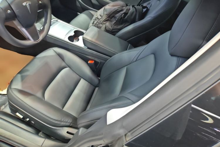 Used Tesla Model 3 2022 Rear-Wheel-Drive Version Left Front Seat