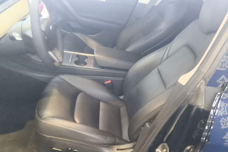 Used Tesla Model 3 2022 Rear-Wheel-Drive Version Left Front Seat