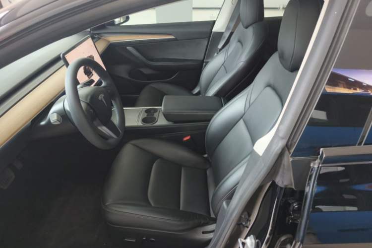 Used Tesla Model 3 2022 Rear-Wheel-Drive Version Left Front Seat