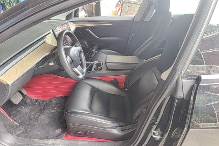 Used Tesla Model 3 2022 Rear-Wheel-Drive Version Left Front Seat