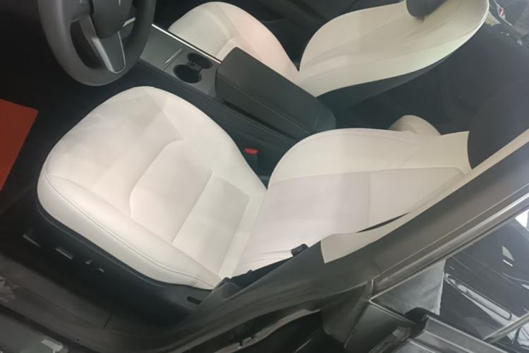 Used Tesla Model 3 2022 Rear-Wheel-Drive Version Left Front Seat