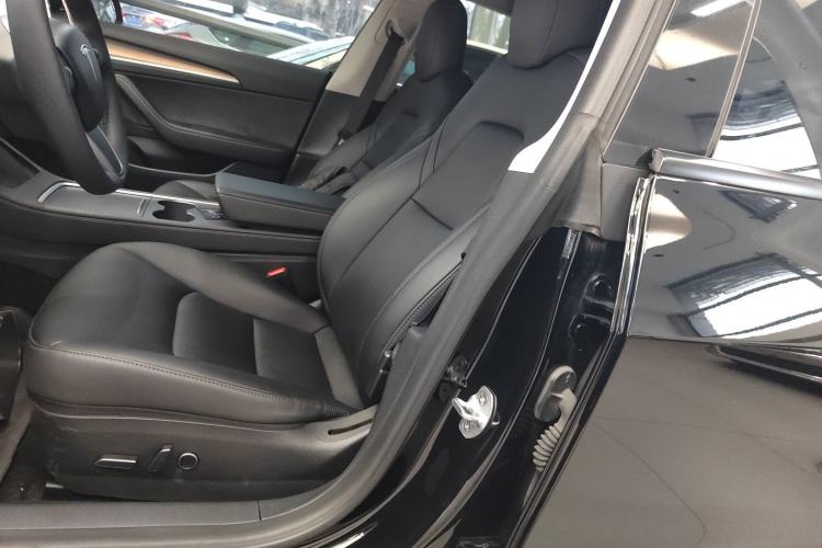 Used Tesla Model 3 2022 Rear-Wheel-Drive Version Left Front Seat
