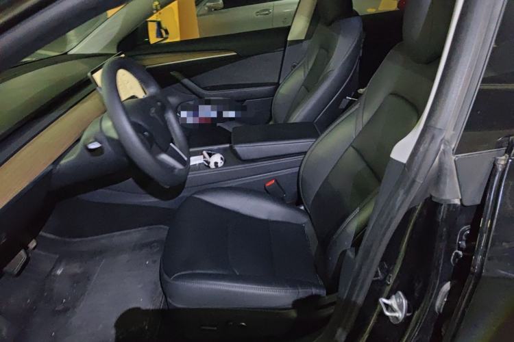 Used Tesla Model 3 2022 Rear-Wheel-Drive Version Left Front Seat