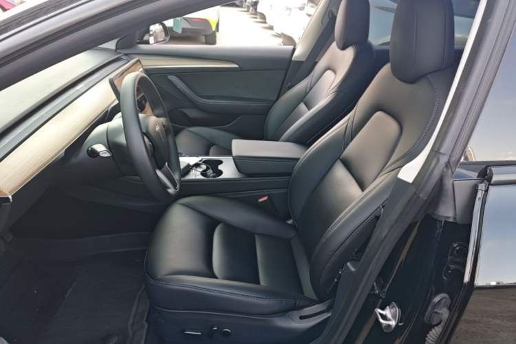 Used Tesla Model 3 2022 Rear-Wheel-Drive Version Left Front Seat
