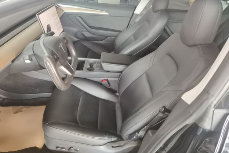 Used Tesla Model 3 2022 Rear-Wheel-Drive Version Left Front Seat