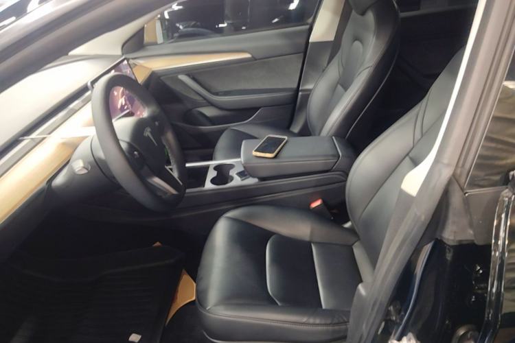 Used Tesla Model 3 2022 Rear-Wheel-Drive Version Left Front Seat