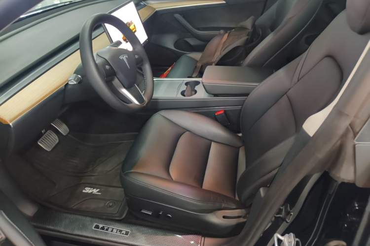 Used Tesla Model 3 2022 Rear-Wheel-Drive Version Left Front Seat