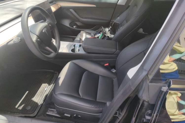 Used Tesla Model 3 2022 Rear-Wheel-Drive Version Left Front Seat
