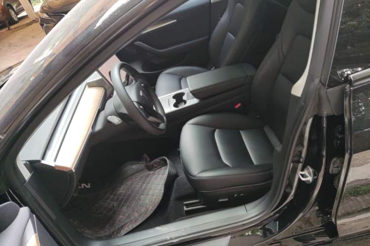 Used Tesla Model 3 2022 Rear-Wheel-Drive Version Left Front Seat