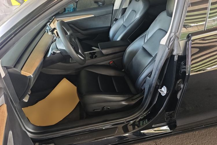 Used Tesla Model 3 2022 Rear-Wheel-Drive Version Left Front Seat