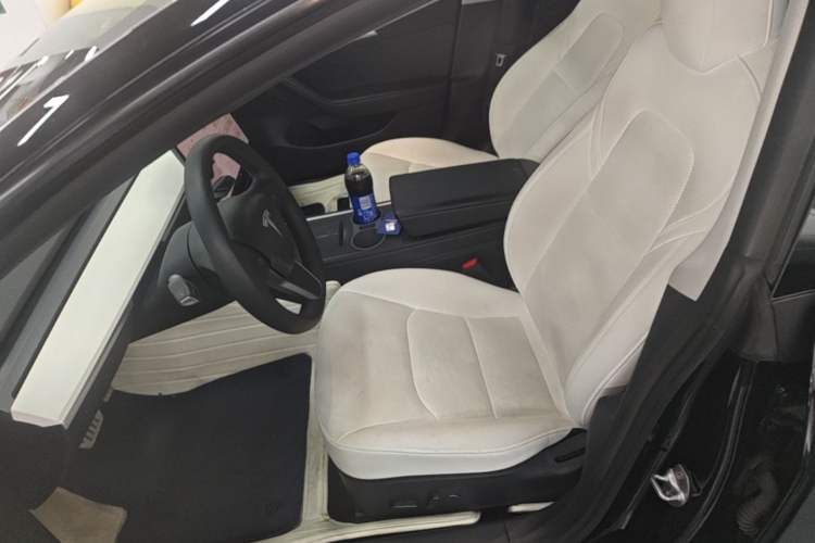 Used Tesla Model 3 2022 Performance High-Performance All-Wheel-Drive Version Left Front Seat