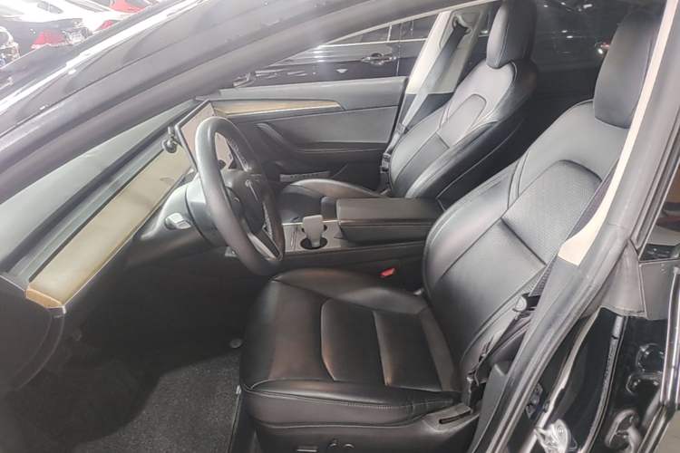 Used Tesla Model 3 2022 Rear-Wheel-Drive Version Left Front Seat