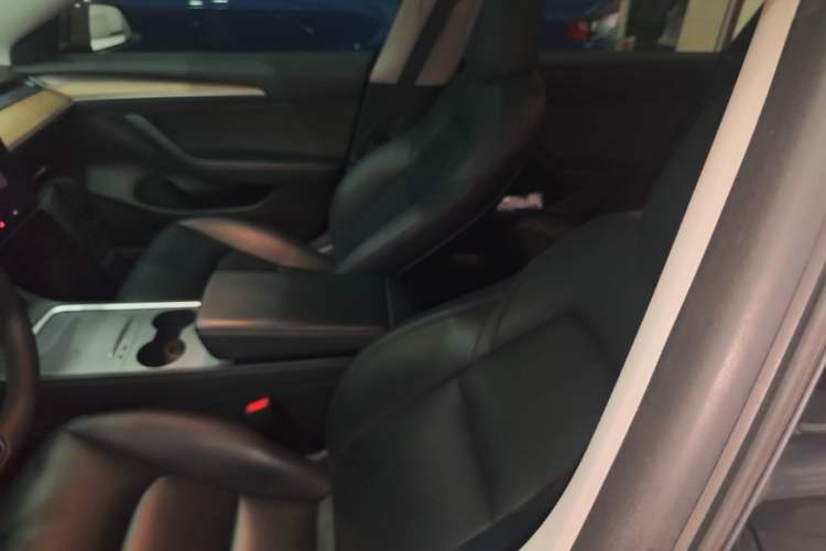 Used Tesla Model 3 2022 Rear-Wheel-Drive Version Left Front Seat