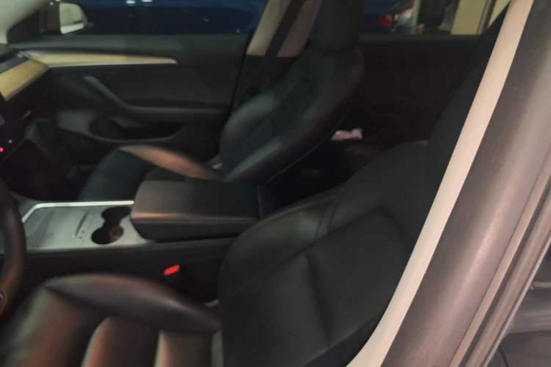 Used Tesla Model 3 2022 Rear-Wheel-Drive Version Left Front Seat