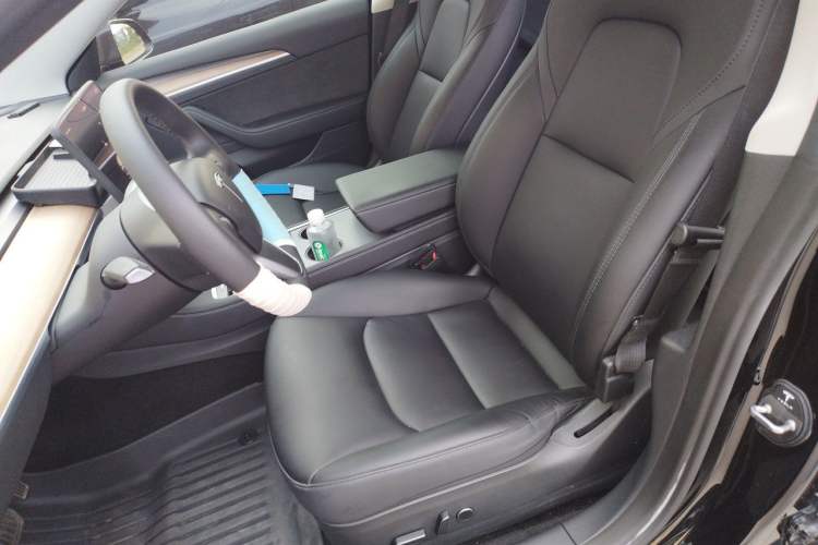 Used Tesla Model 3 2022 Rear-Wheel-Drive Version Left Front Seat