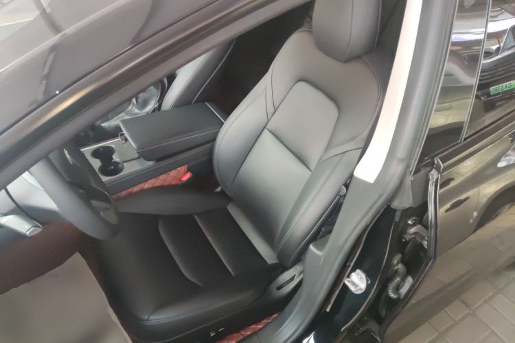 Used Tesla Model 3 2022 Rear-Wheel-Drive Version Left Front Seat