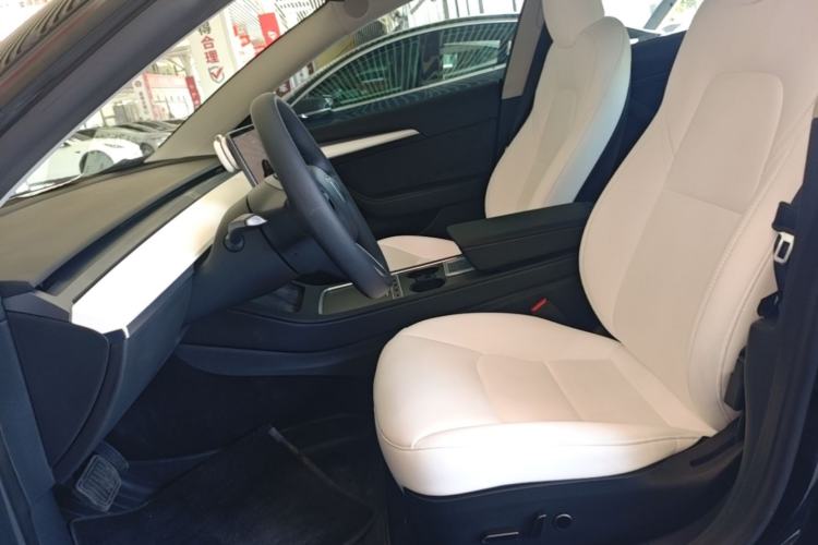 Used Tesla Model 3 2022 Rear-Wheel-Drive Version Left Front Seat
