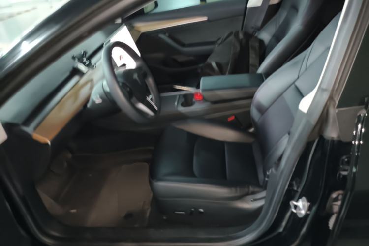 Used Tesla Model 3 2022 Rear-Wheel-Drive Version Left Front Seat