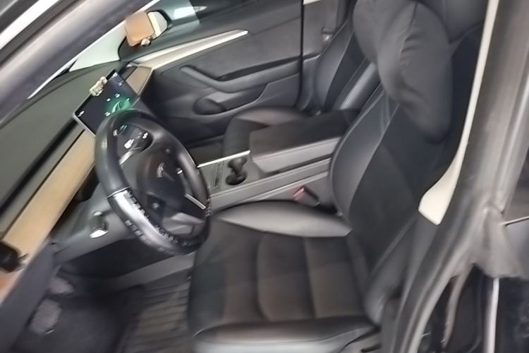 Used Tesla Model 3 2022 Rear-Wheel-Drive Version Left Front Seat