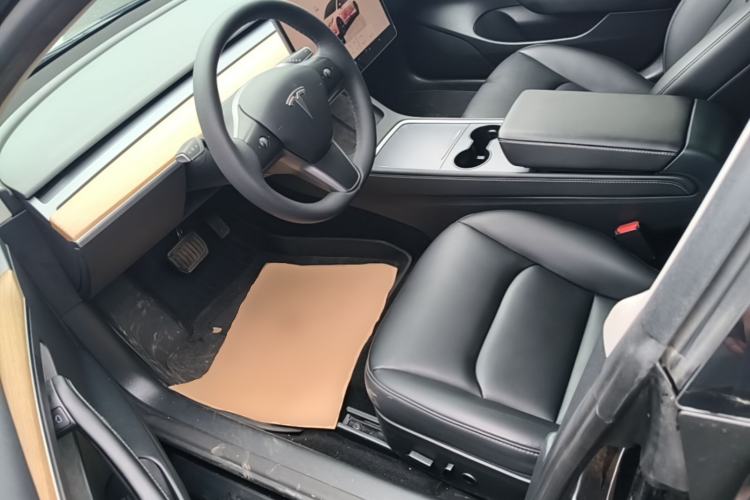 Used Tesla Model 3 2022 Rear-Wheel-Drive Version Left Front Seat