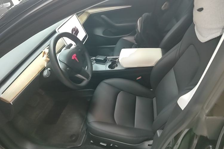 Used Tesla Model 3 2022 Rear-Wheel-Drive Version Left Front Seat