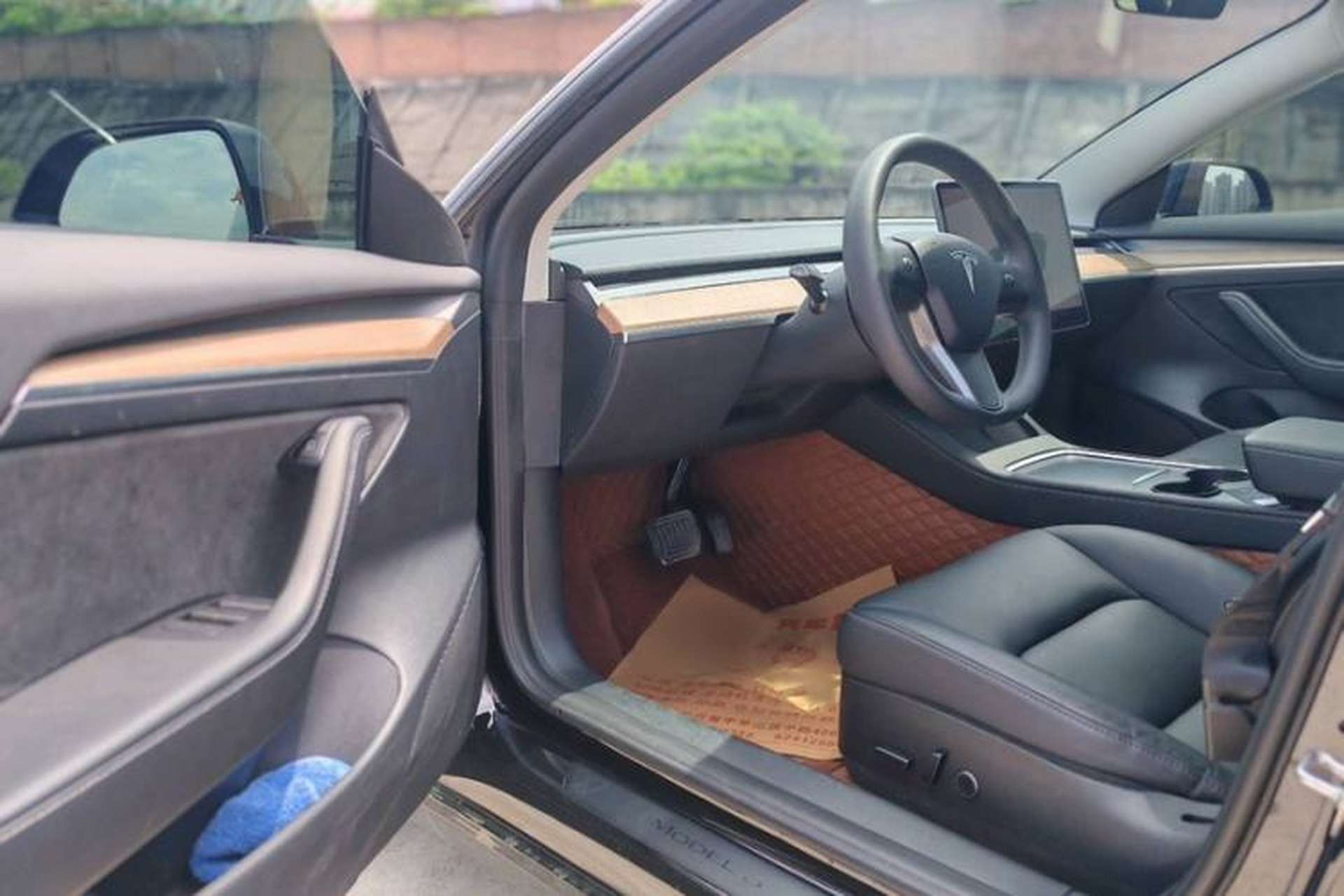 Used Tesla Model 3 2022 Rear-Wheel-Drive Version Left Front Seat
