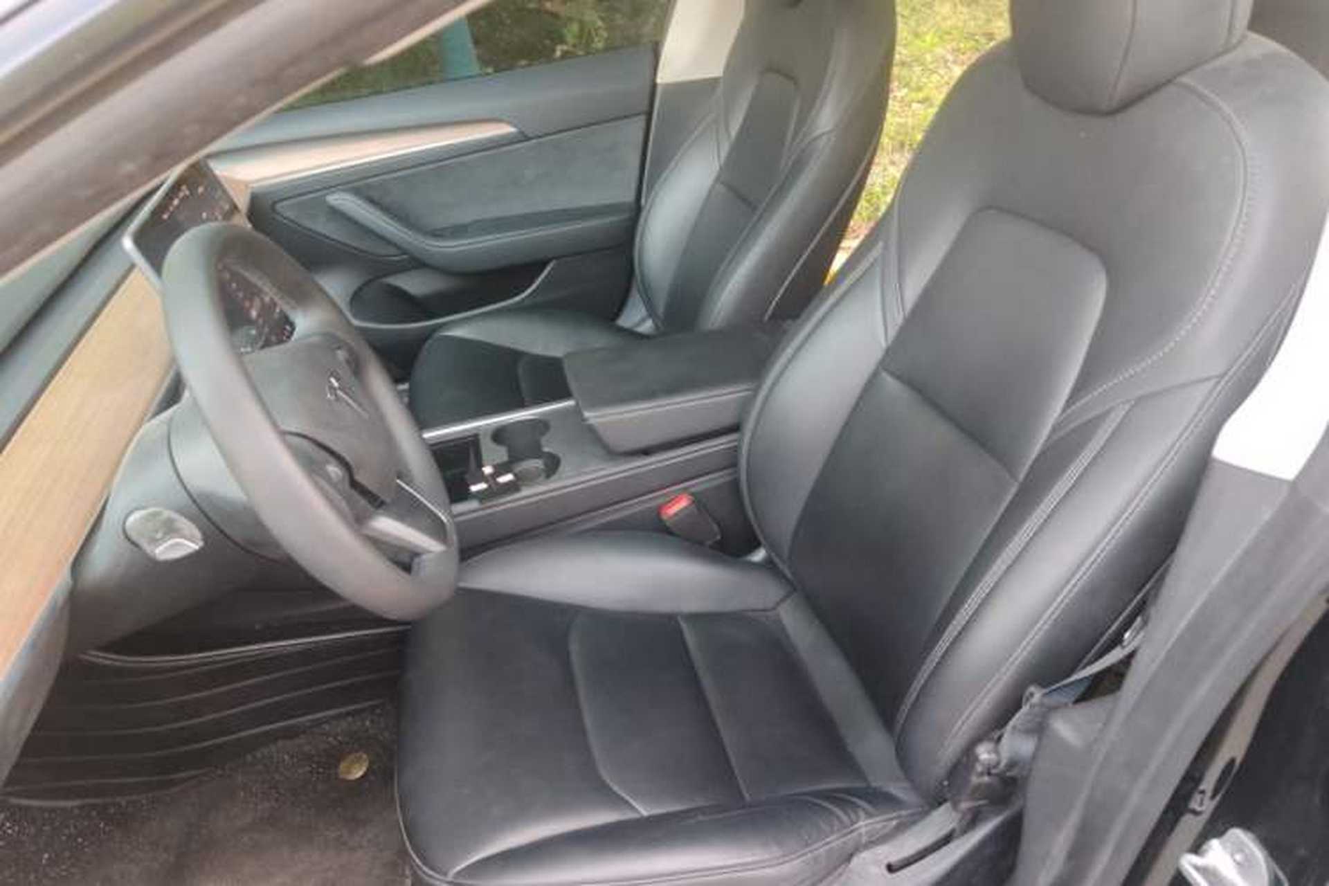 Used Tesla Model 3 2022 Rear-Wheel-Drive Version Left Front Seat