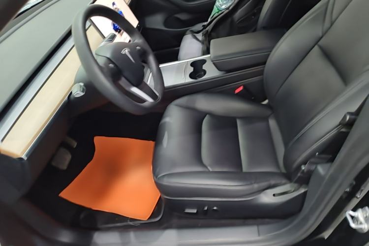 Used Tesla Model 3 2022 Rear-Wheel-Drive Version Left Front Seat
