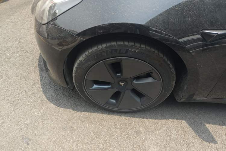 Used Tesla Model 3 2022 Rear-Wheel-Drive Version Left Front Wheel Hub