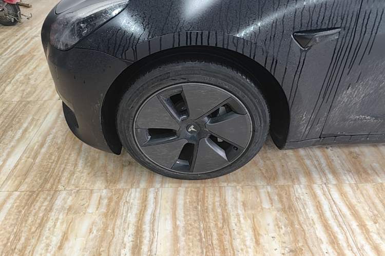Used Tesla Model 3 2022 Rear-Wheel-Drive Version Left Front Wheel Hub