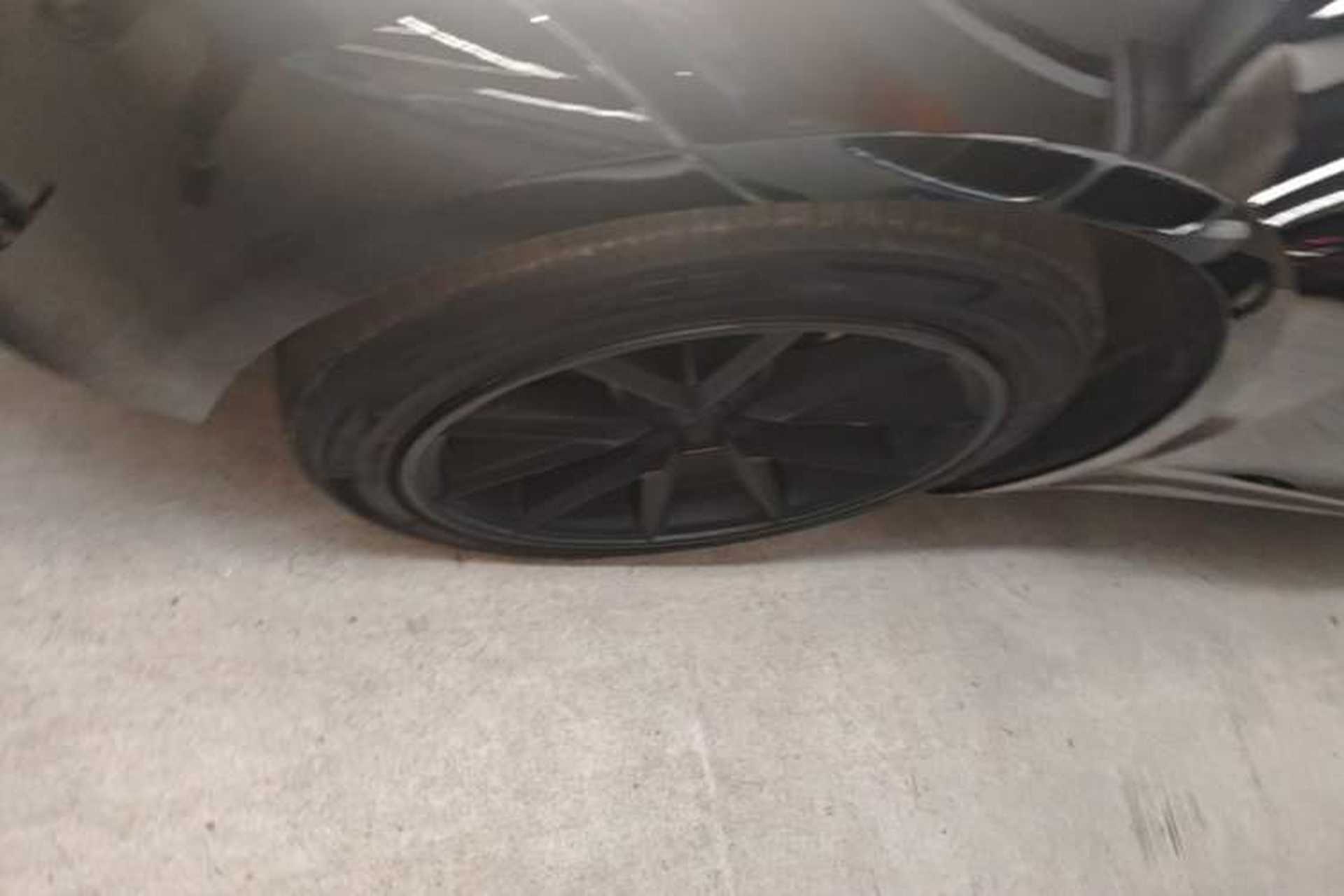 Used Tesla Model 3 2022 Rear-Wheel-Drive Version Left Front Wheel Hub