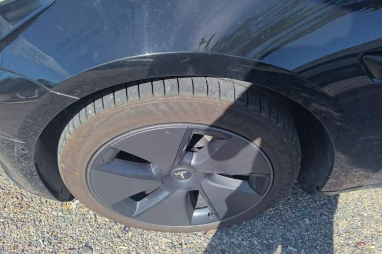 Used Tesla Model 3 2022 Rear-Wheel-Drive Version Left Front Wheel Hub