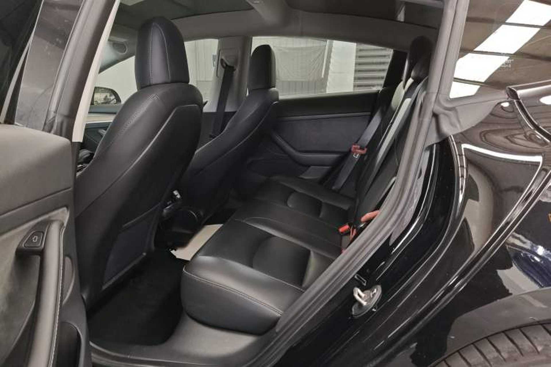 Used Tesla Model 3 2022 Rear-Wheel-Drive Version Left Rear Seat