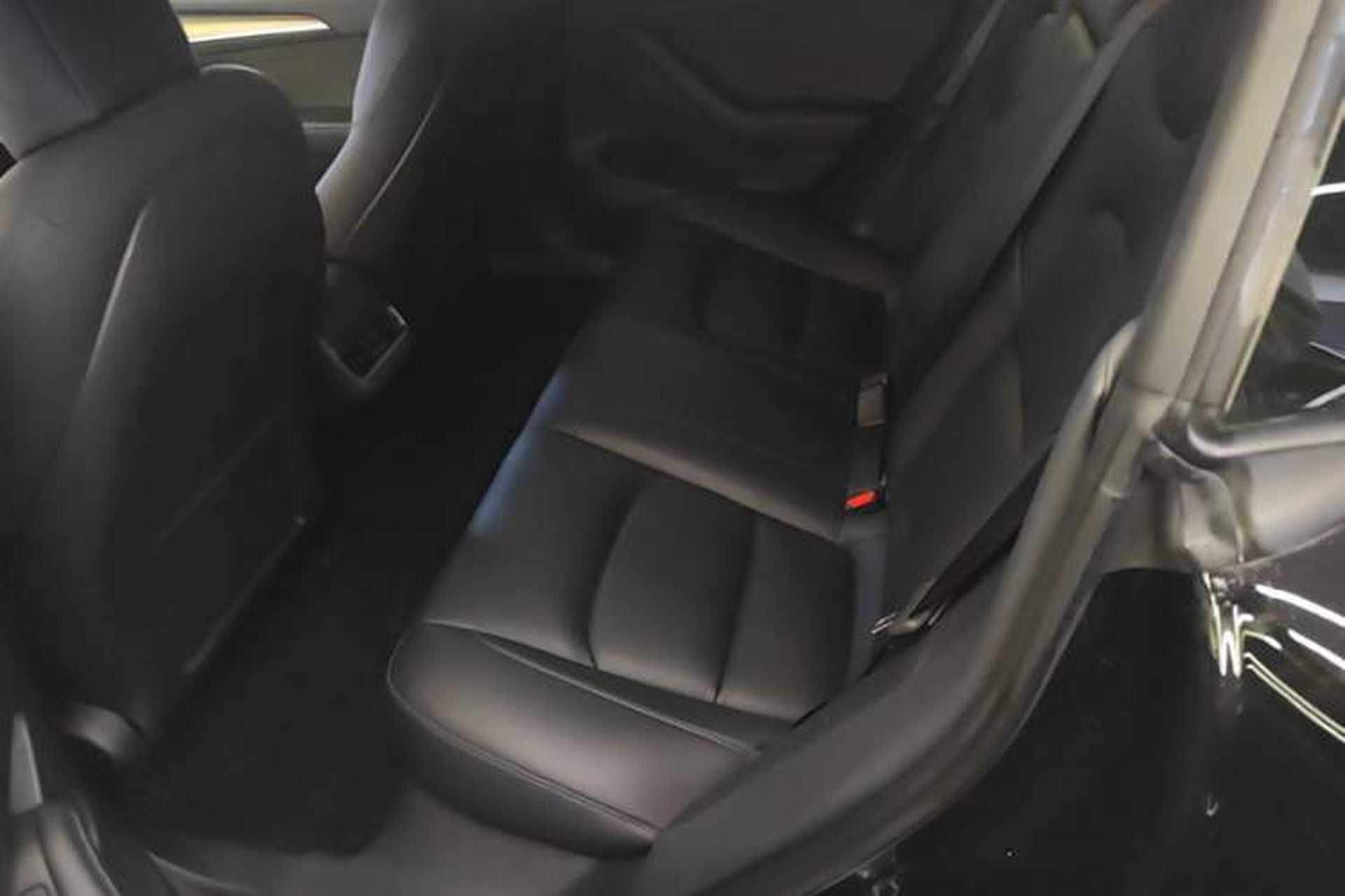 Used Tesla Model 3 2022 Rear-Wheel-Drive Version Left Rear Seat