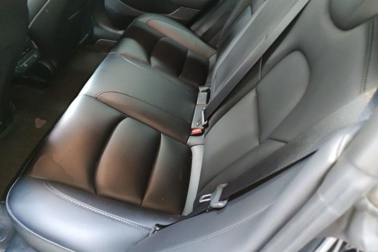 Used Tesla Model 3 2022 Rear-Wheel-Drive Version Left Rear Seat
