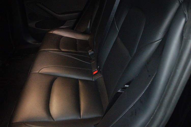 Used Tesla Model 3 2022 Rear-Wheel-Drive Version Left Rear Seat