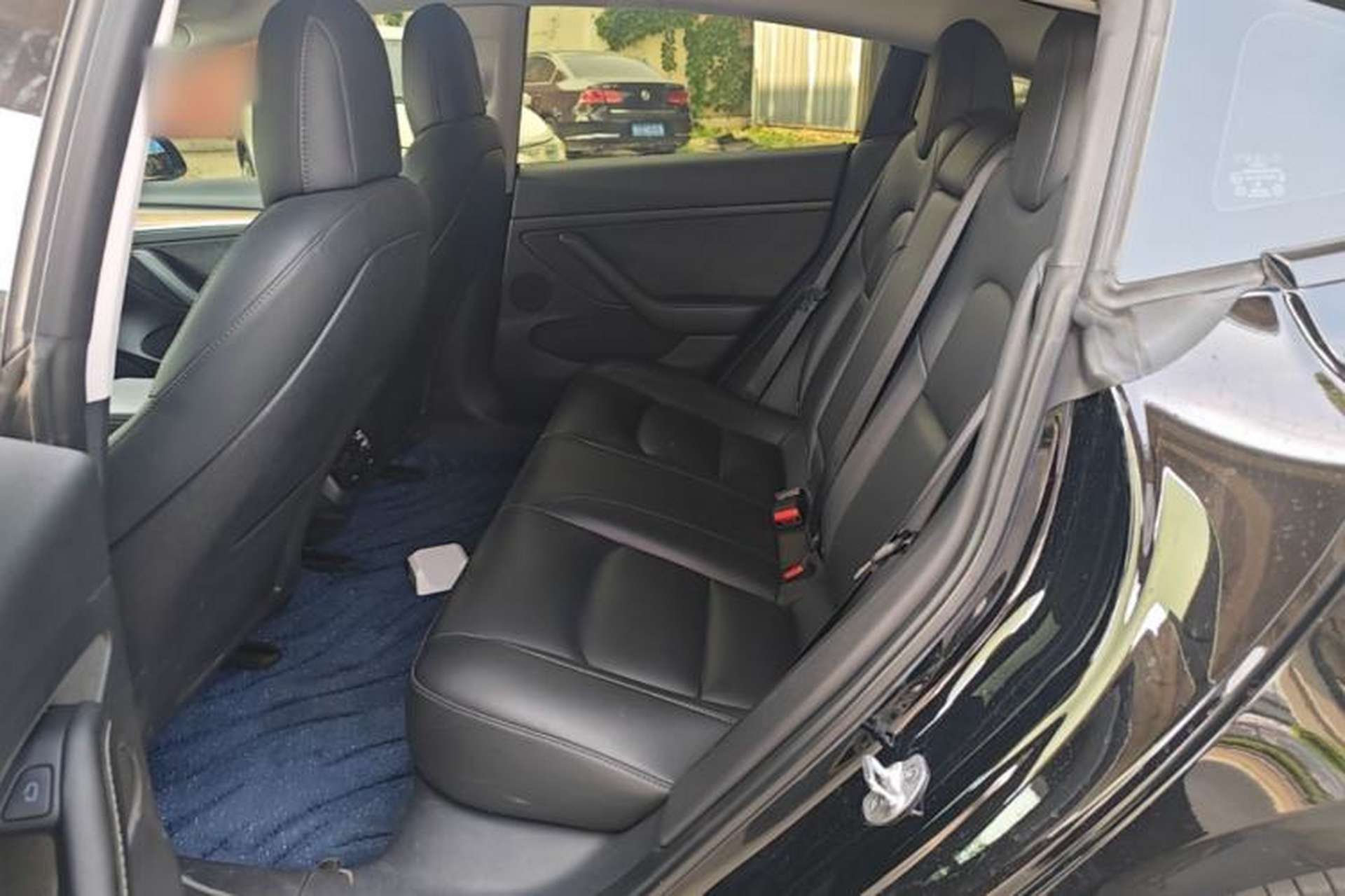 Used Tesla Model 3 2022 Rear-Wheel-Drive Version Left Rear Seat