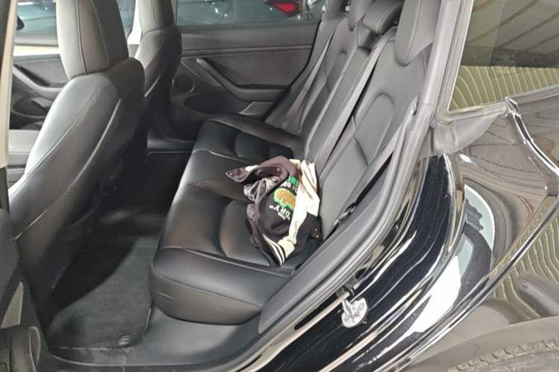 Used Tesla Model 3 2022 Rear-Wheel-Drive Version Left Rear Seat