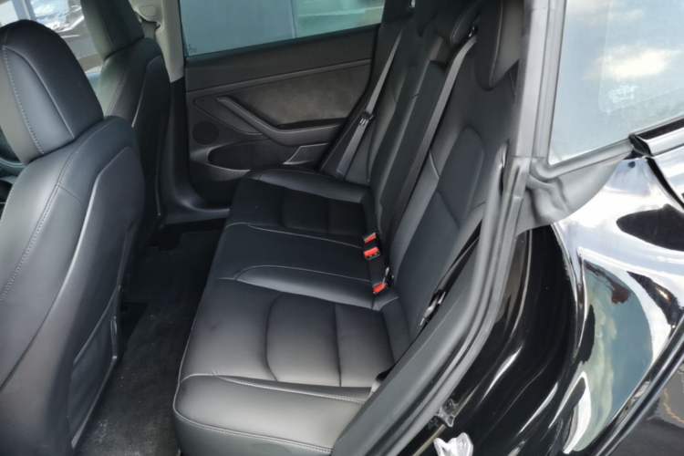 Used Tesla Model 3 2022 Rear-Wheel-Drive Version Left Rear Seat