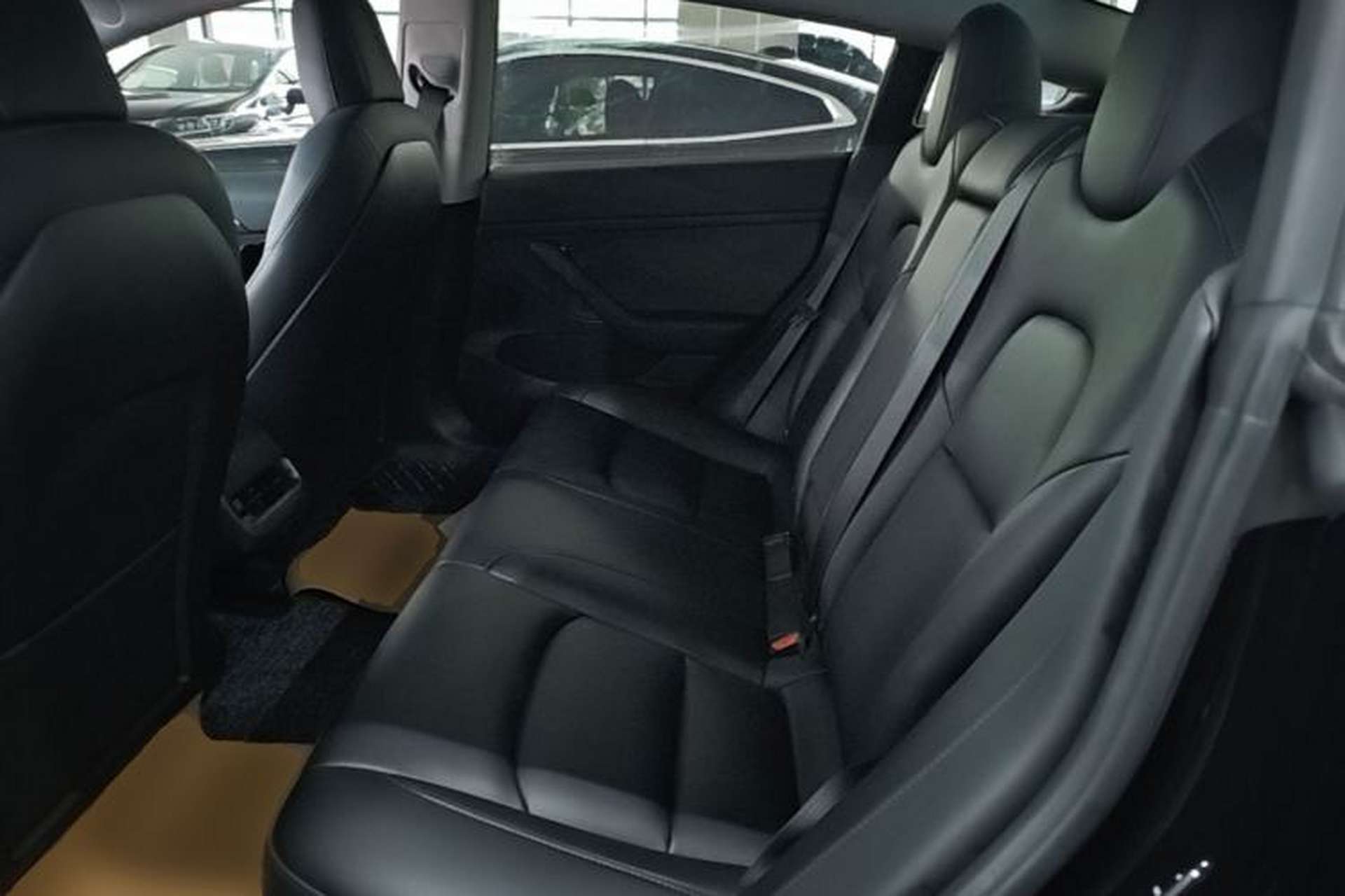 Used Tesla Model 3 2022 Rear-Wheel-Drive Version Left Rear Seat