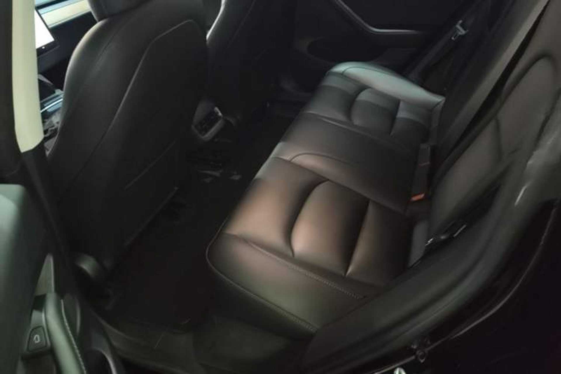 Used Tesla Model 3 2022 Rear-Wheel-Drive Version Left Rear Seat