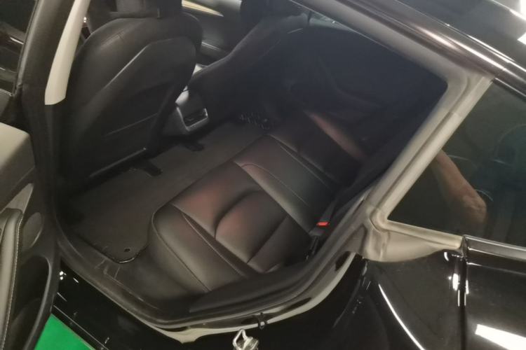 Used Tesla Model 3 2022 Rear-Wheel-Drive Version Left Rear Seat