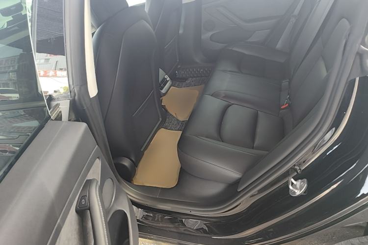 Used Tesla Model 3 2022 Rear-Wheel-Drive Version Left Rear Seat