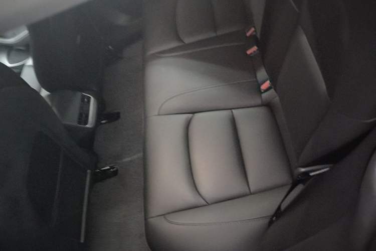 Used Tesla Model 3 2022 Rear-Wheel-Drive Version Left Rear Seat